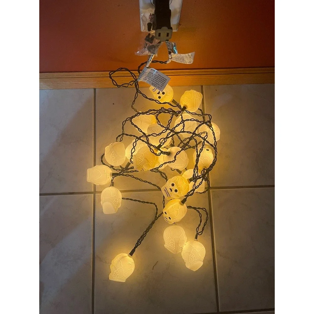 Blow Mold Skulls Halloween String Lights Two Set Of 10 Indoor Outdoor